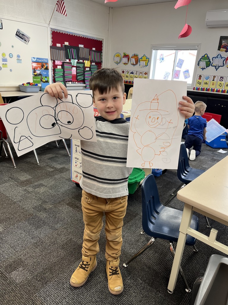 Look what this Maverick made out of shapes!